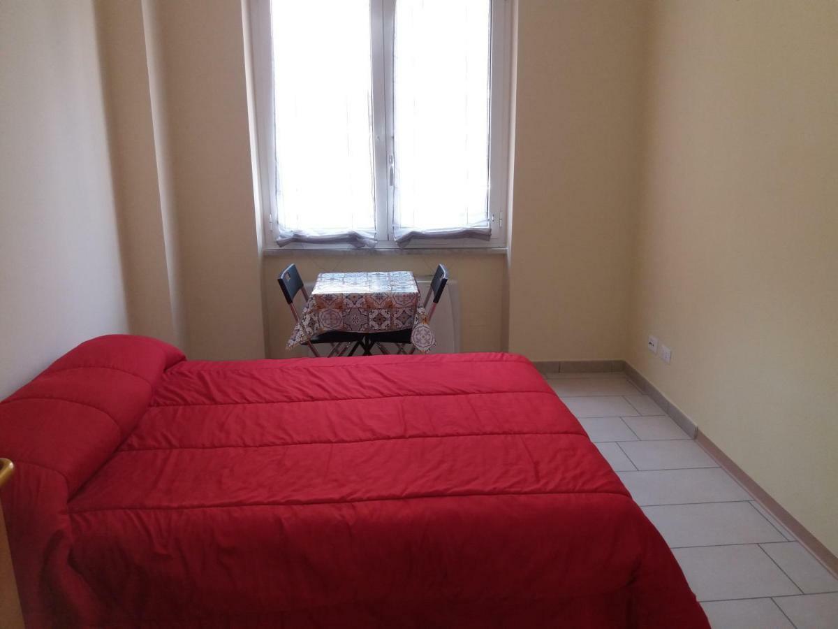 Guest house De Gasperi 5 Naples